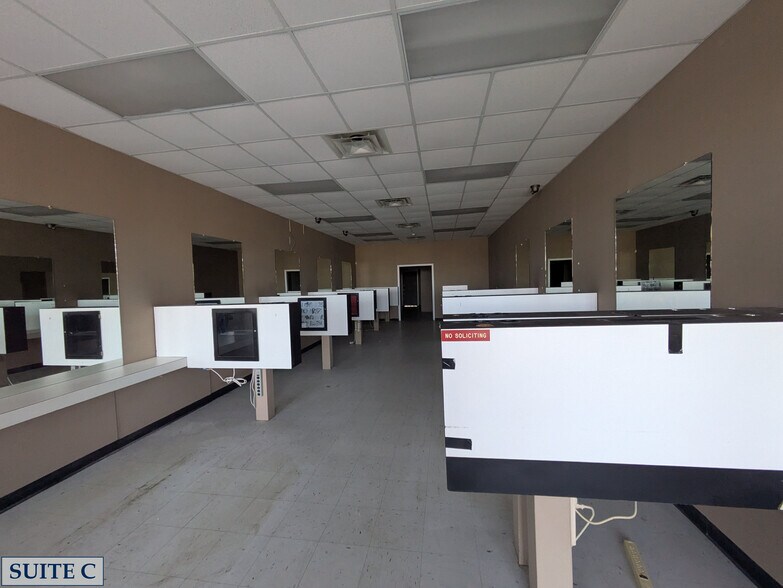 3045-3047 Hartley Bridge Rd, Macon-Bibb, GA for lease - Building Photo - Image 3 of 5