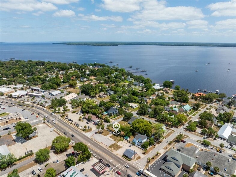 208 N Orange Ave, Green Cove Springs, FL for sale - Aerial - Image 3 of 4