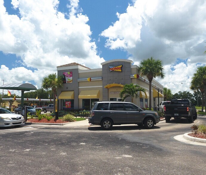 8803 US-301 N, Parrish, FL for sale - Building Photo - Image 1 of 1