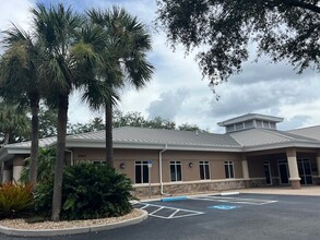 9415-9423 Town Center Pky, Bradenton, FL for lease Building Photo- Image 1 of 6