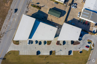 201-203 W Main St, Jenks, OK - aerial  map view