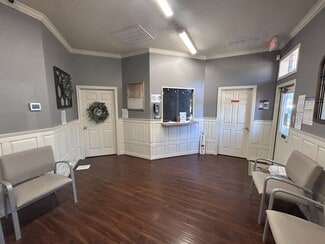 More details for 331-347 E Parkwood Ave, Friendswood, TX - Office for Lease