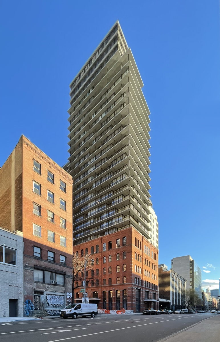 100 Vandam St, New York, NY for lease Building Photo- Image 1 of 7
