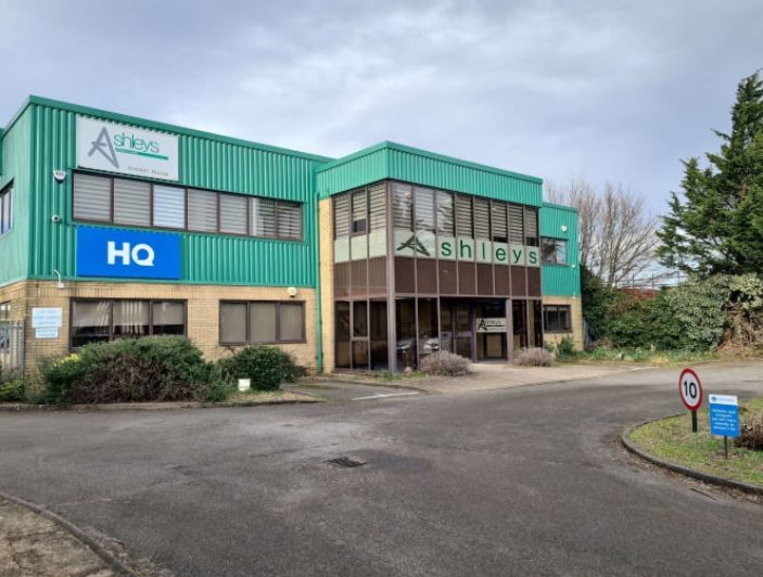 Wilbury Way, Hitchin for lease - Building Photo - Image 1 of 1