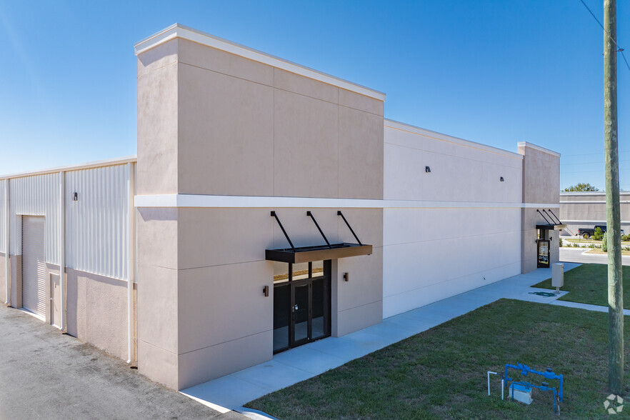 535 Brady Road, Tarpon Springs, FL for lease - Building Photo - Image 1 of 17