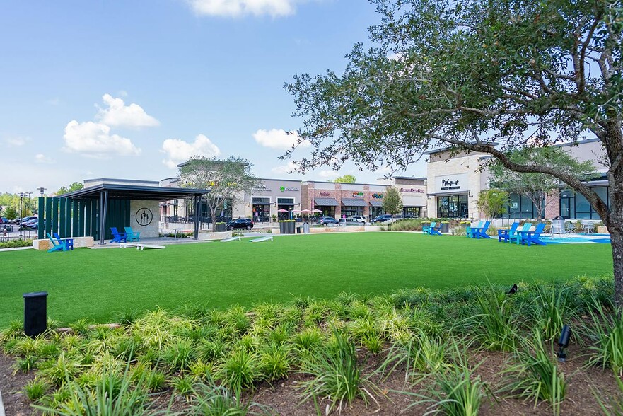 625 Regal Row, Montgomery, TX for lease - Primary Photo - Image 1 of 1