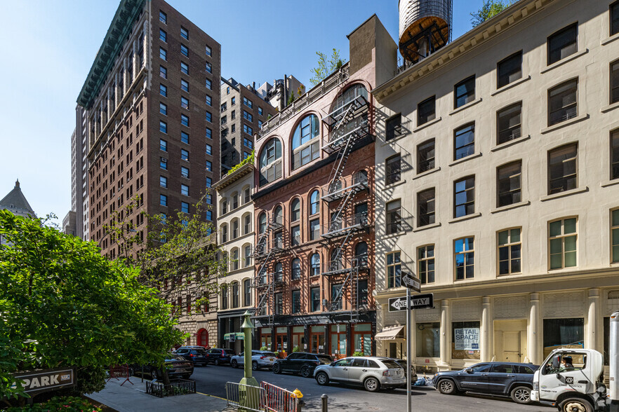 110 Duane St, New York, NY for lease - Building Photo - Image 2 of 4