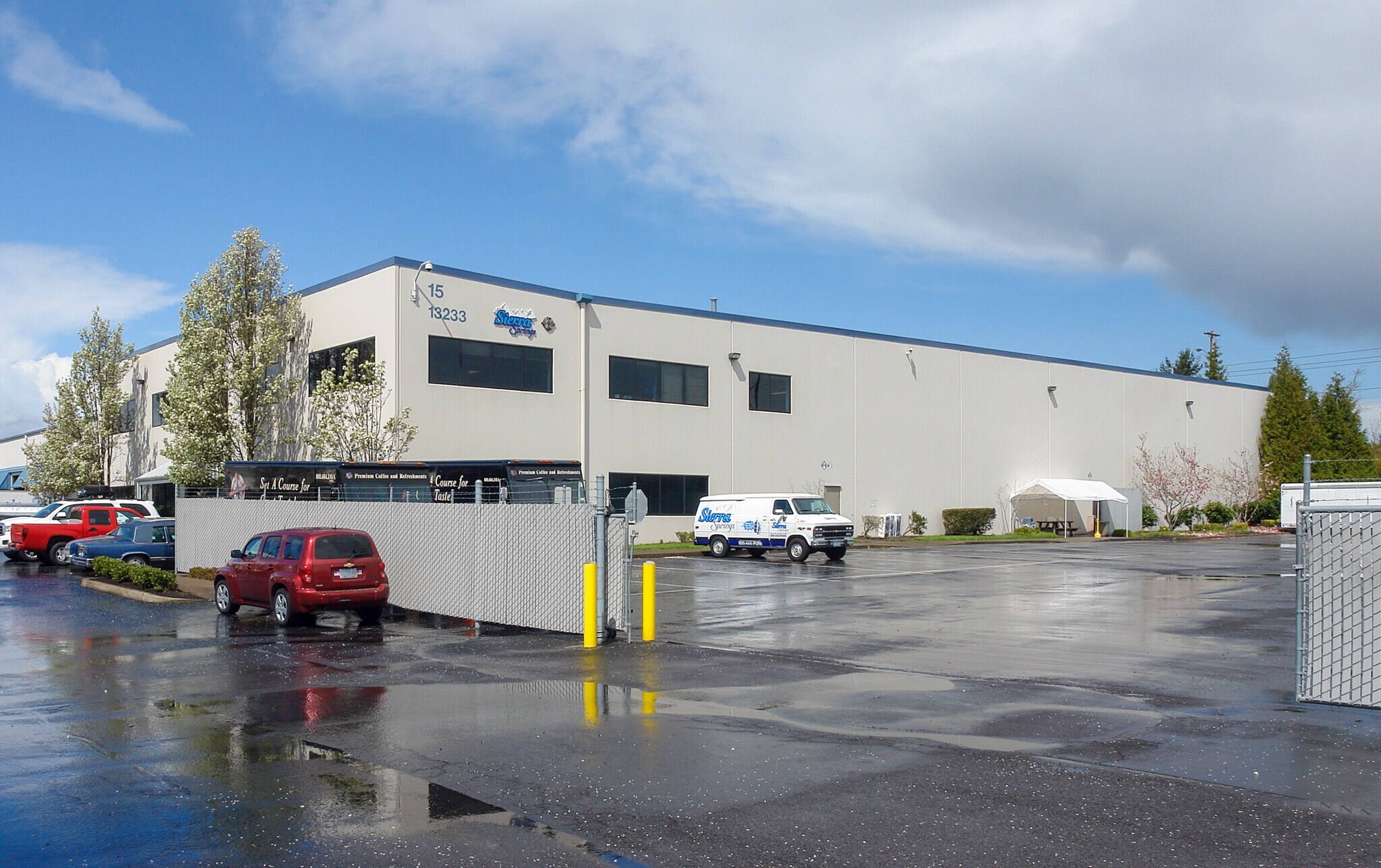 13233 NE Jarrett St, Portland, OR for sale Primary Photo- Image 1 of 1