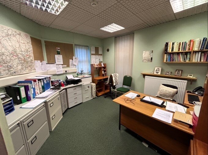 299 Boarshaw Rd, Manchester for sale - Interior Photo - Image 2 of 3