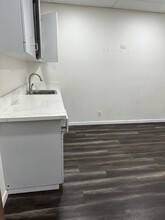 16677-16725 Roscoe Blvd, Van Nuys, CA for lease Interior Photo- Image 2 of 9