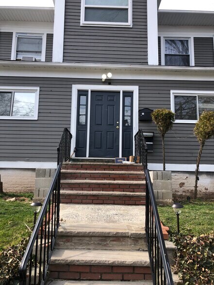 31 1st St, Staten Island, NY for sale - Building Photo - Image 1 of 1