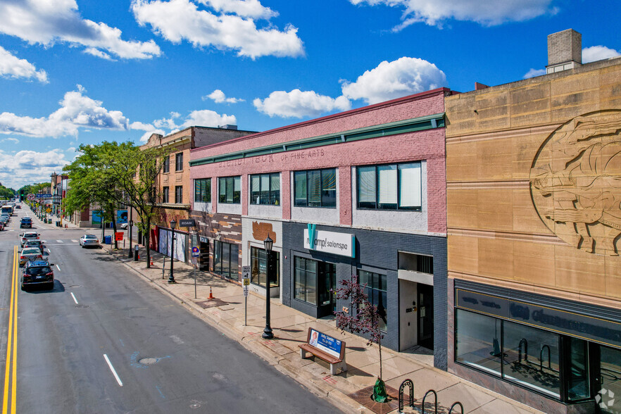 2908-2916 Hennepin Ave, Minneapolis, MN for lease - Building Photo - Image 2 of 5