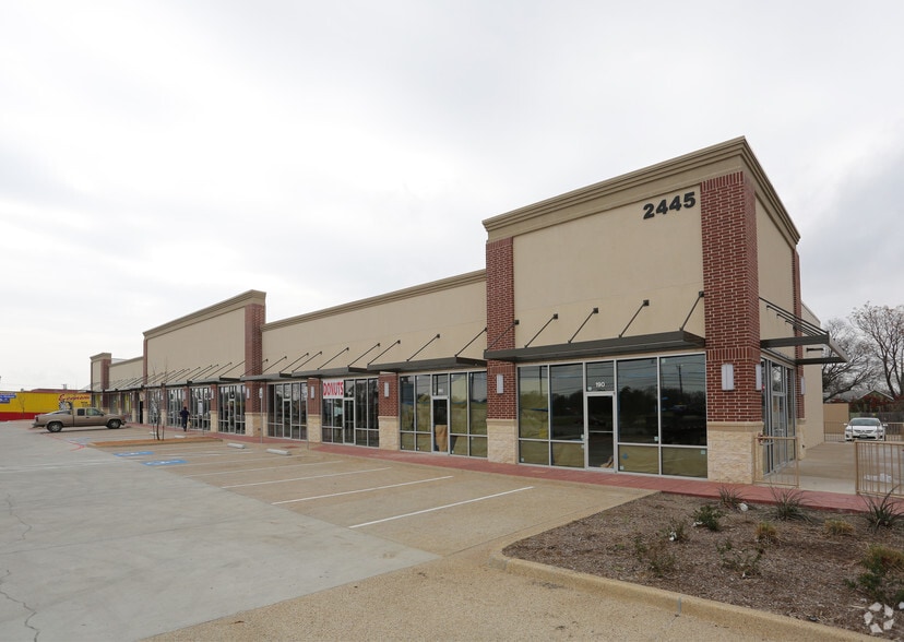 2445 S Buckner Blvd, Dallas, TX for lease - Building Photo - Image 2 of 7