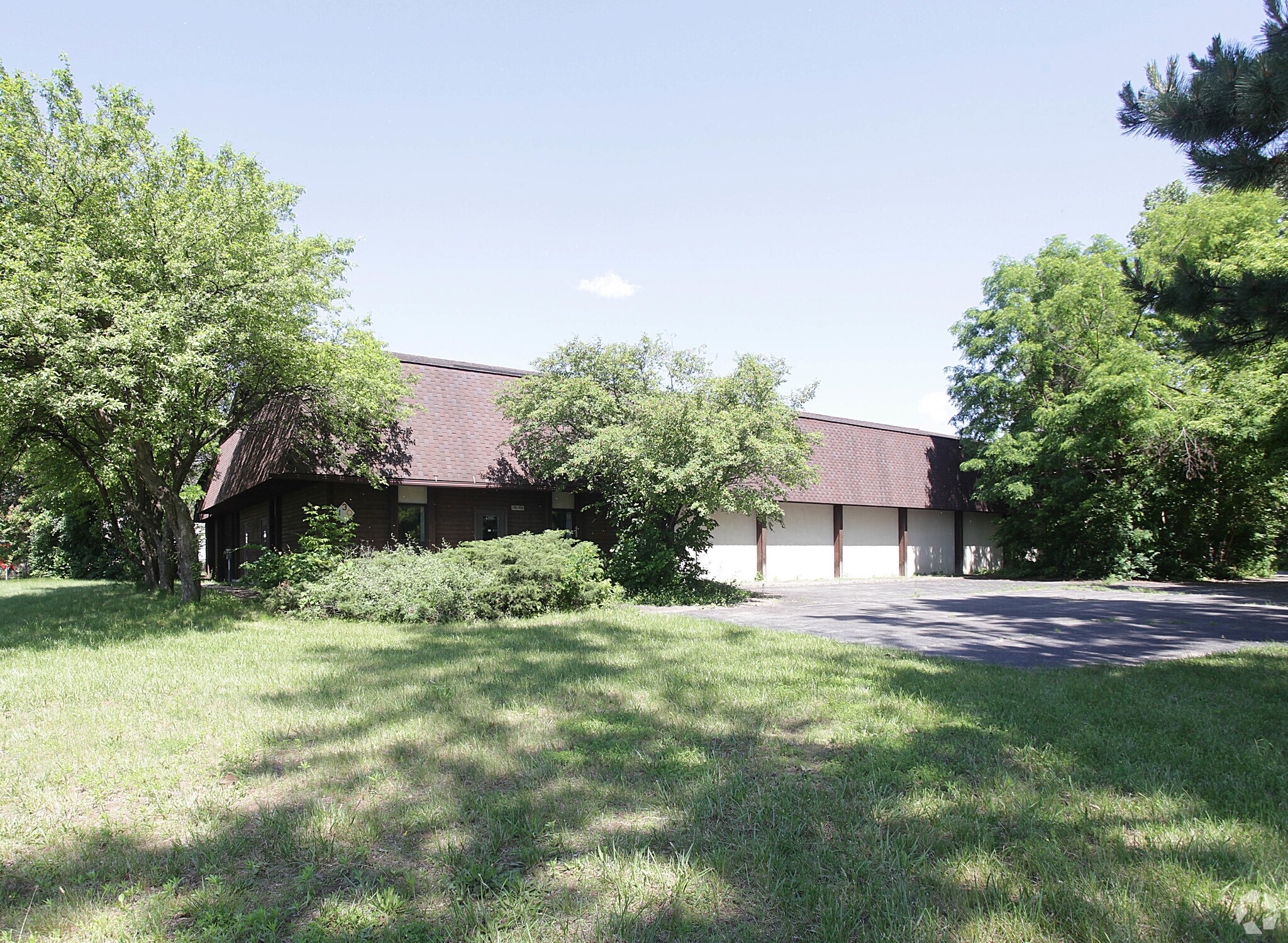 2 Mill Rd, Latham, NY for sale Primary Photo- Image 1 of 1