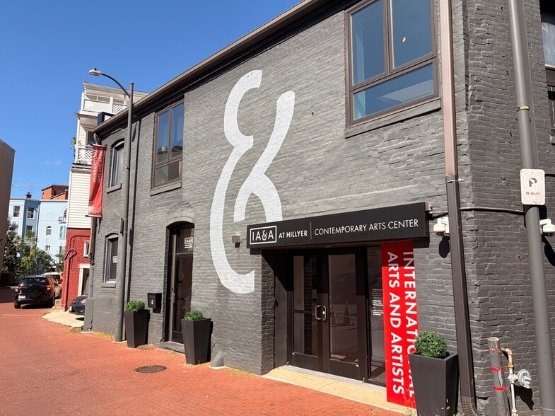 9 Hillyer Ct NW, Washington, DC for sale - Building Photo - Image 2 of 10