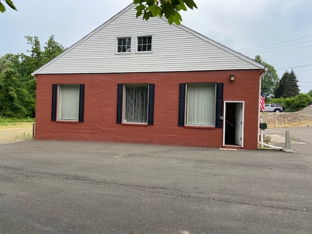 5893 Main St, Trumbull, CT for lease - Building Photo - Image 2 of 14