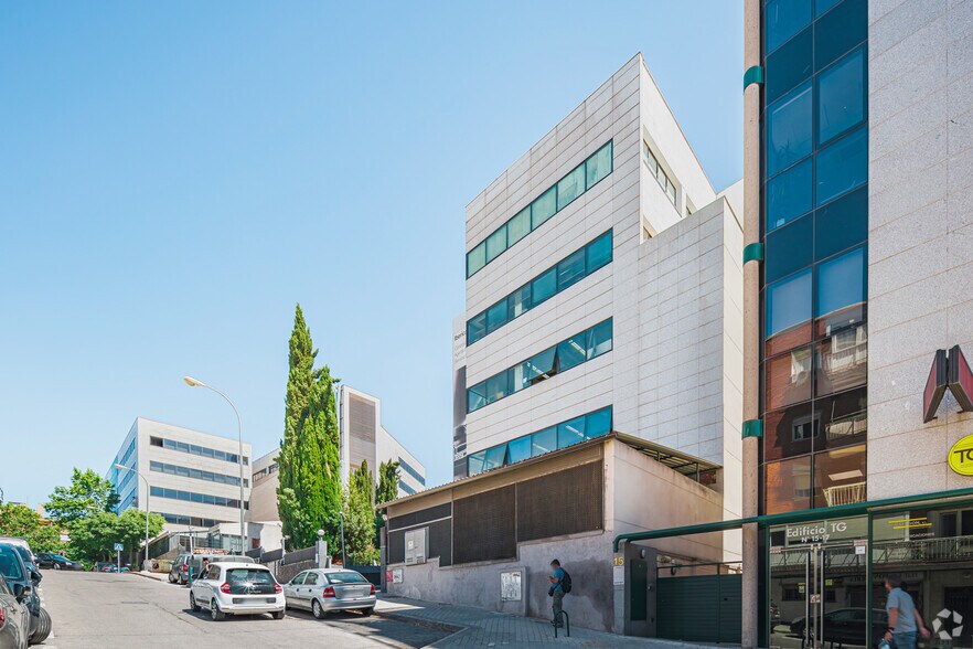 Calle de Alcalá, 474, Madrid, Madrid for lease - Building Photo - Image 2 of 3