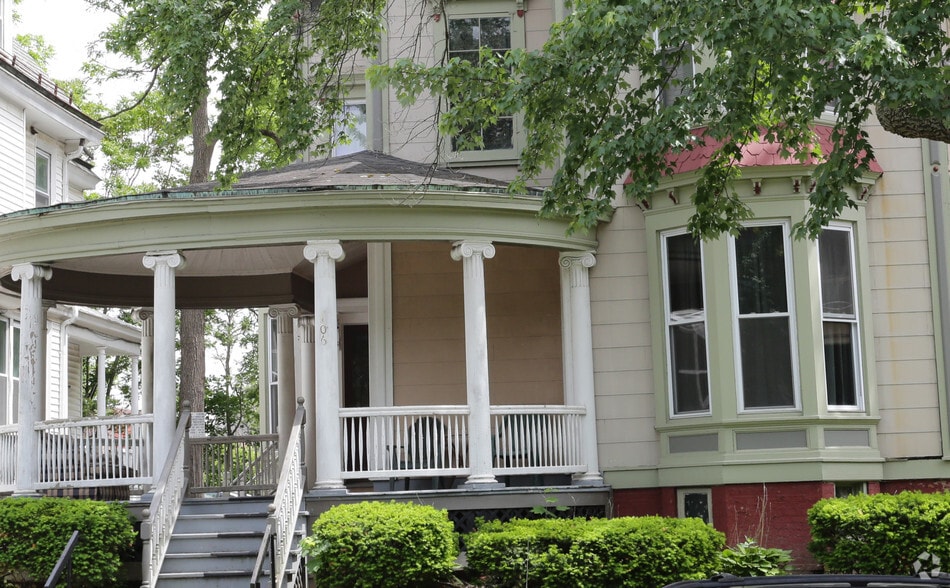 106 S Lake Ave, Albany, NY for sale - Building Photo - Image 2 of 5