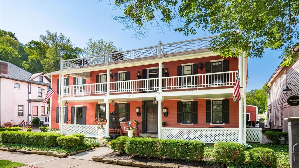 313 Broadway E, Granville, OH for sale - Building Photo - Image 3 of 37