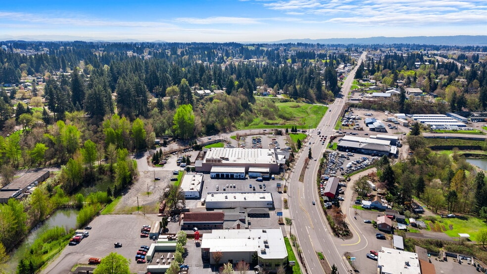 Klineline Center portfolio of 2 properties for sale on LoopNet.com - Aerial - Image 3 of 11