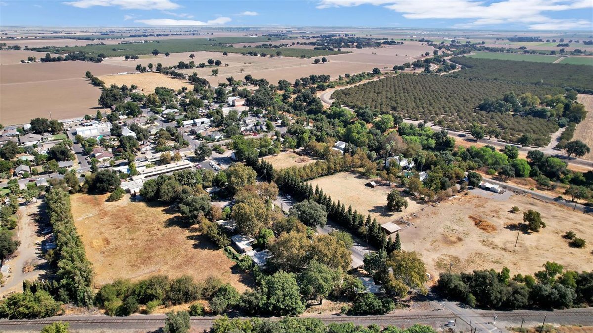 14420 Casa Linda Ln, Woodland, CA for sale Aerial- Image 1 of 10