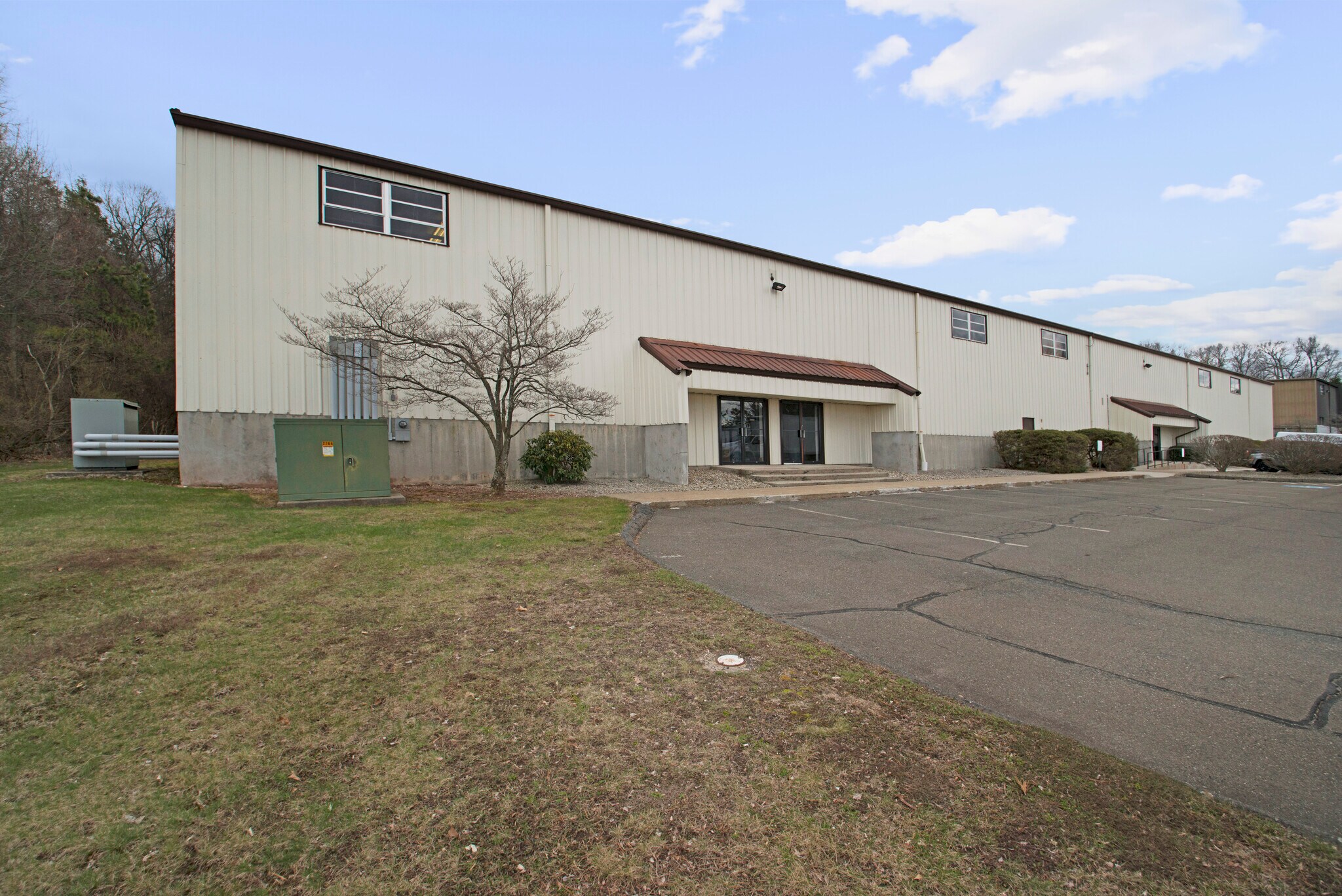 249 Progress Dr, Manchester, CT for sale Building Photo- Image 1 of 1