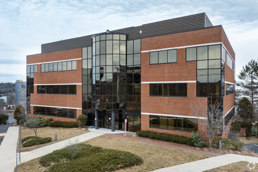 11 Pleasant St, Framingham, MA for sale - Primary Photo - Image 1 of 1
