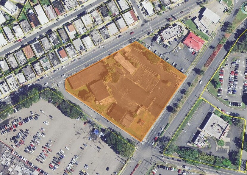 Retail in Caguas for sale - Aerial - Image 1 of 1