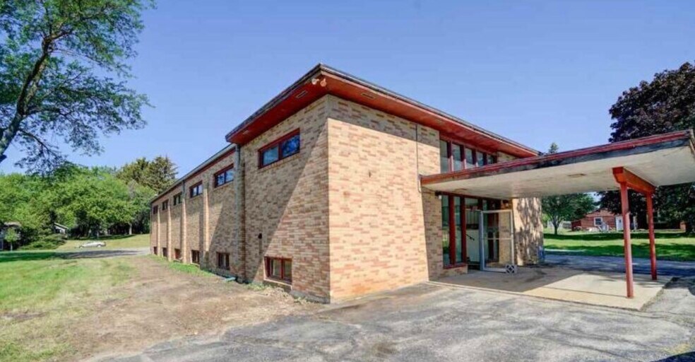 152 N Bird St, Sun Prairie, WI 53590