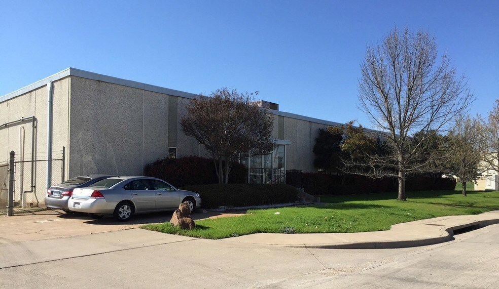 942 Minters Chapel Rd, Grapevine, TX for sale - Primary Photo - Image 1 of 1