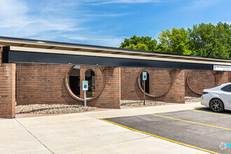 816-818 NW Park Ln, Lees Summit, MO for lease Building Photo- Image 1 of 6