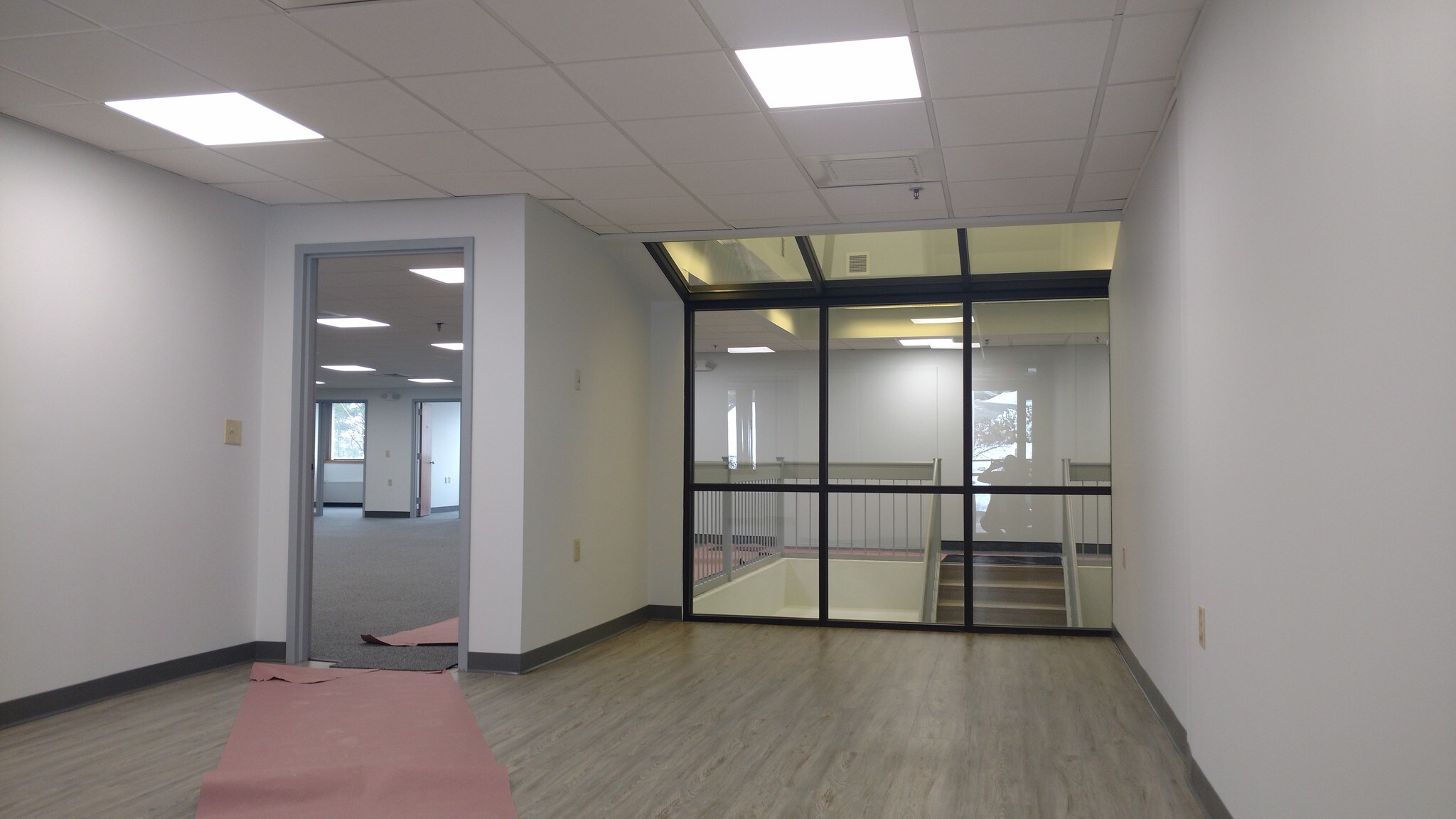 5 Industrial Way, Salem, NH 03079 Office for Lease