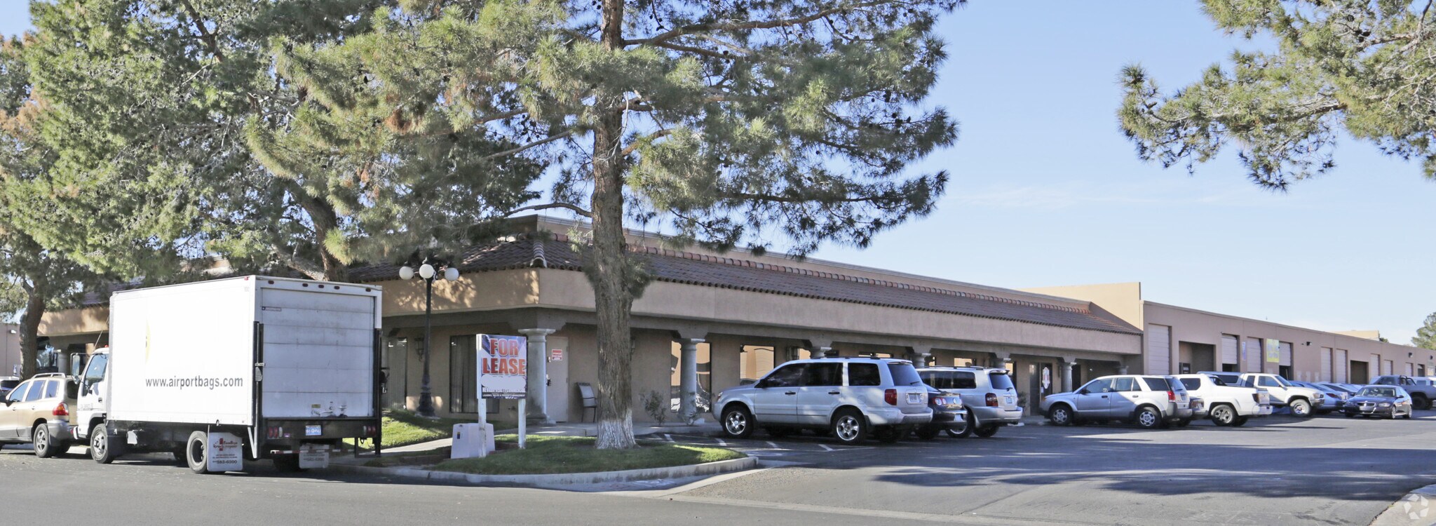 6245 Harrison Dr, Las Vegas, NV for lease Primary Photo- Image 1 of 4