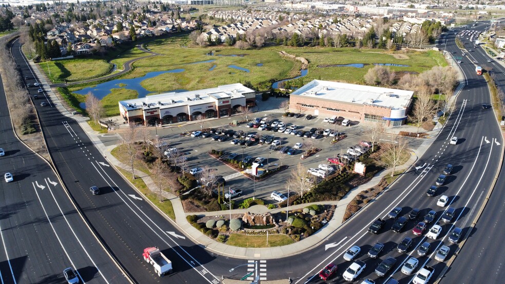 990 Pleasant Grove Blvd, Roseville, CA for lease - Aerial - Image 1 of 13