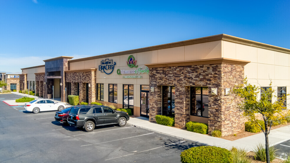 5980 S Durango Dr, Las Vegas, NV for lease - Building Photo - Image 1 of 13