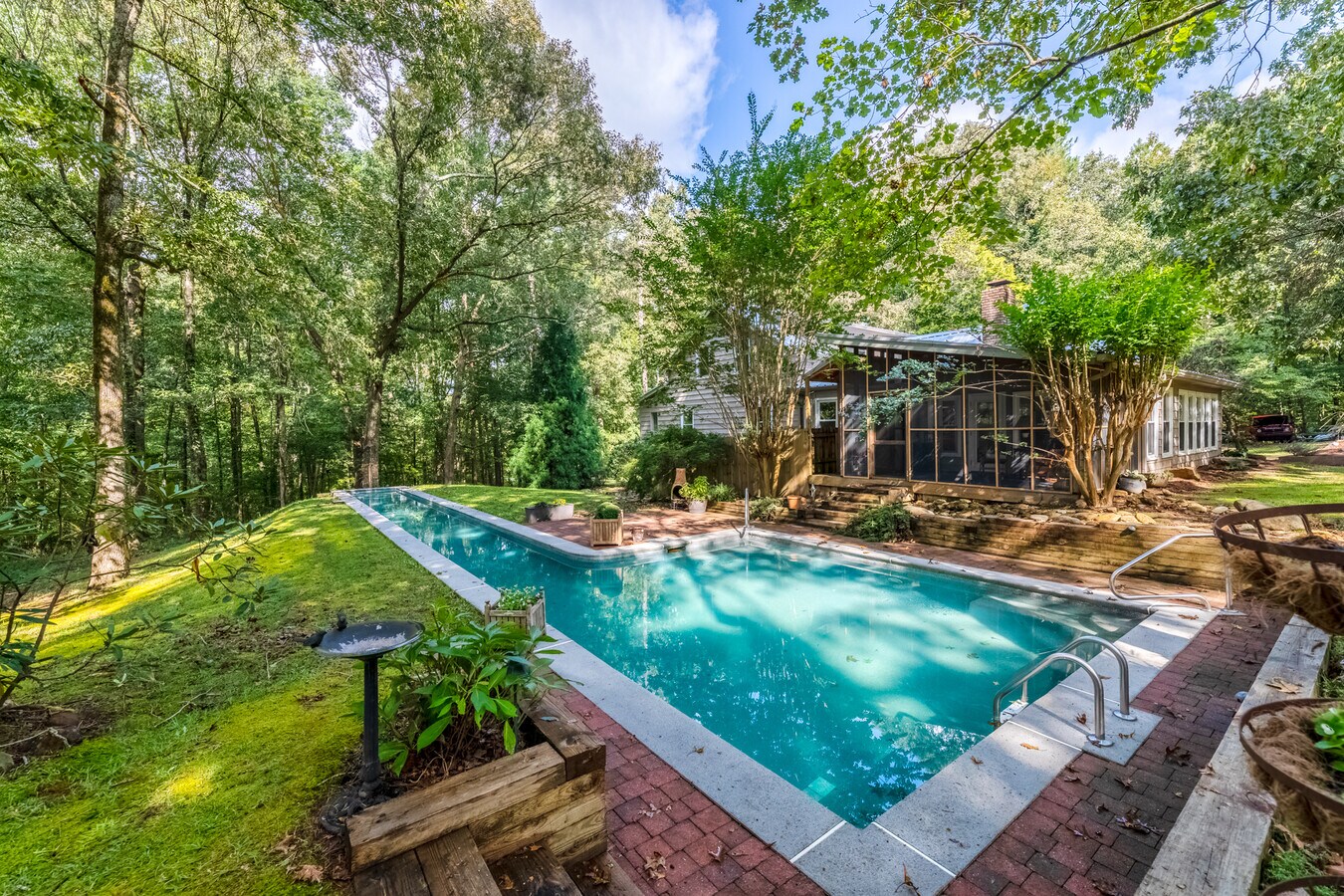 1478 Center Point Rd, Temple, GA 30179