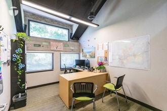 520 9th St, Sacramento, CA for sale Interior Photo- Image 2 of 2