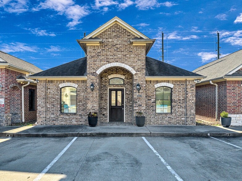 21418 Provincial Blvd, Katy, TX for lease - Primary Photo - Image 1 of 31
