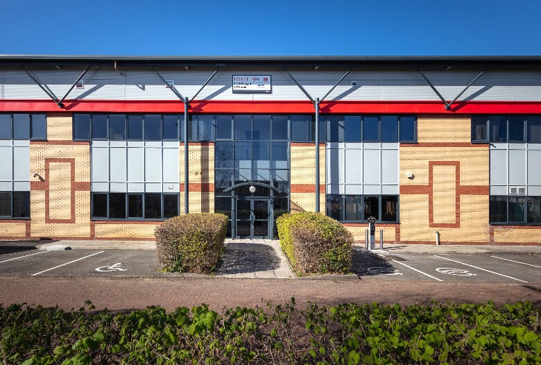 900 Coronation Rd, London for lease Building Photo- Image 1 of 3