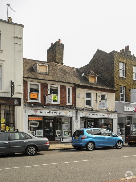 127-128 High St, Uxbridge for sale - Primary Photo - Image 1 of 1