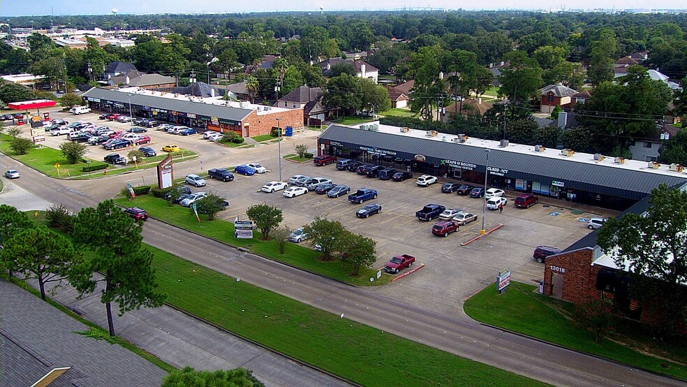 13018 Woodforest Blvd, Houston, TX 77015