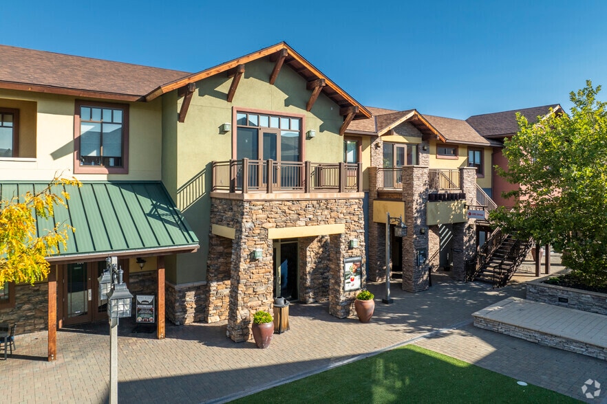 7665 Town Square Ln, Reno, NV for lease - Building Photo - Image 3 of 7