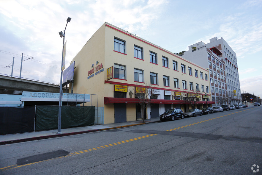 818 N Spring St, Los Angeles, CA for lease - Building Photo - Image 1 of 11