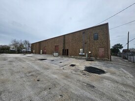 157 Lone Star Blvd - Warehouse
