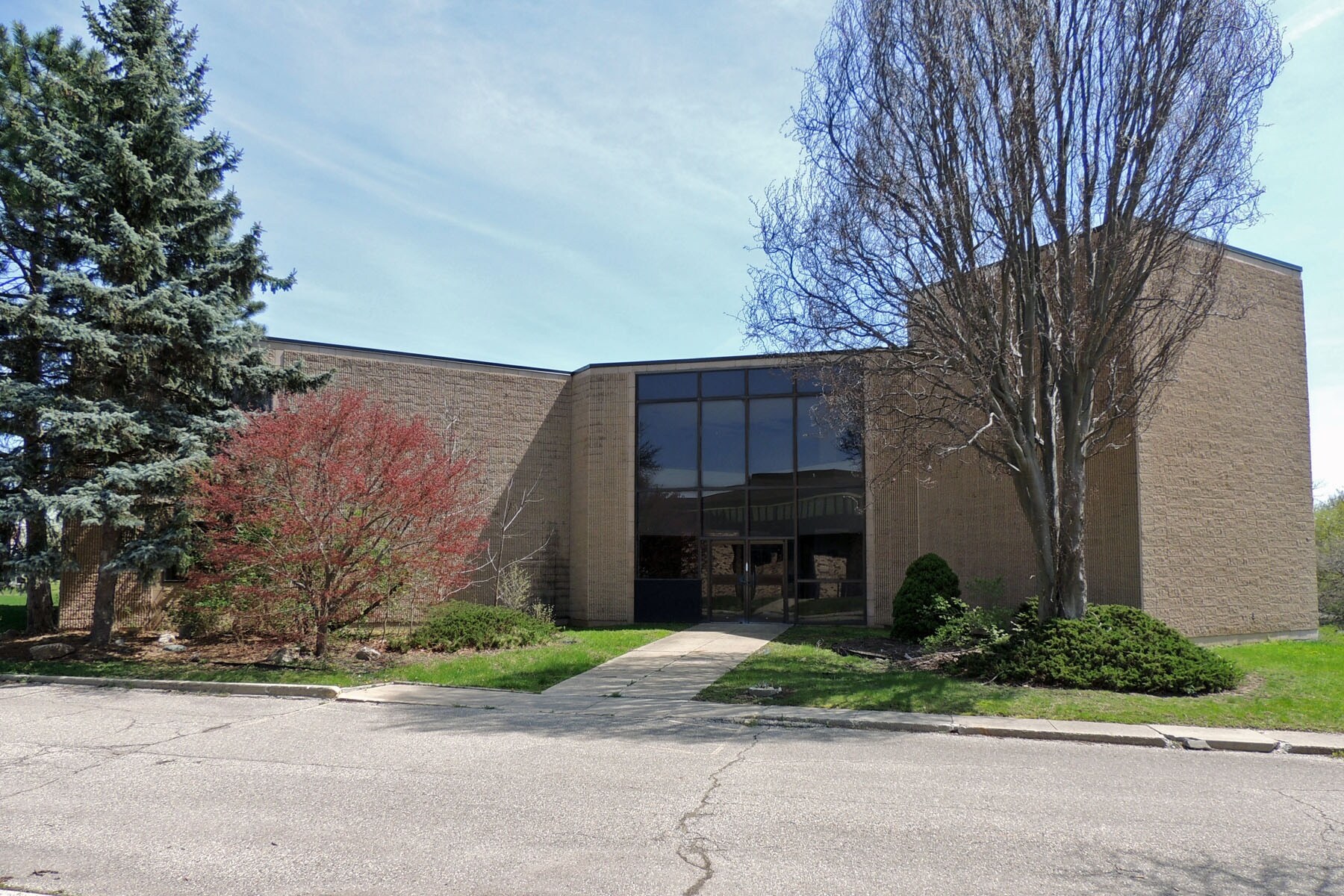 5057 W Bristol Rd, Flint, MI for sale Building Photo- Image 1 of 1