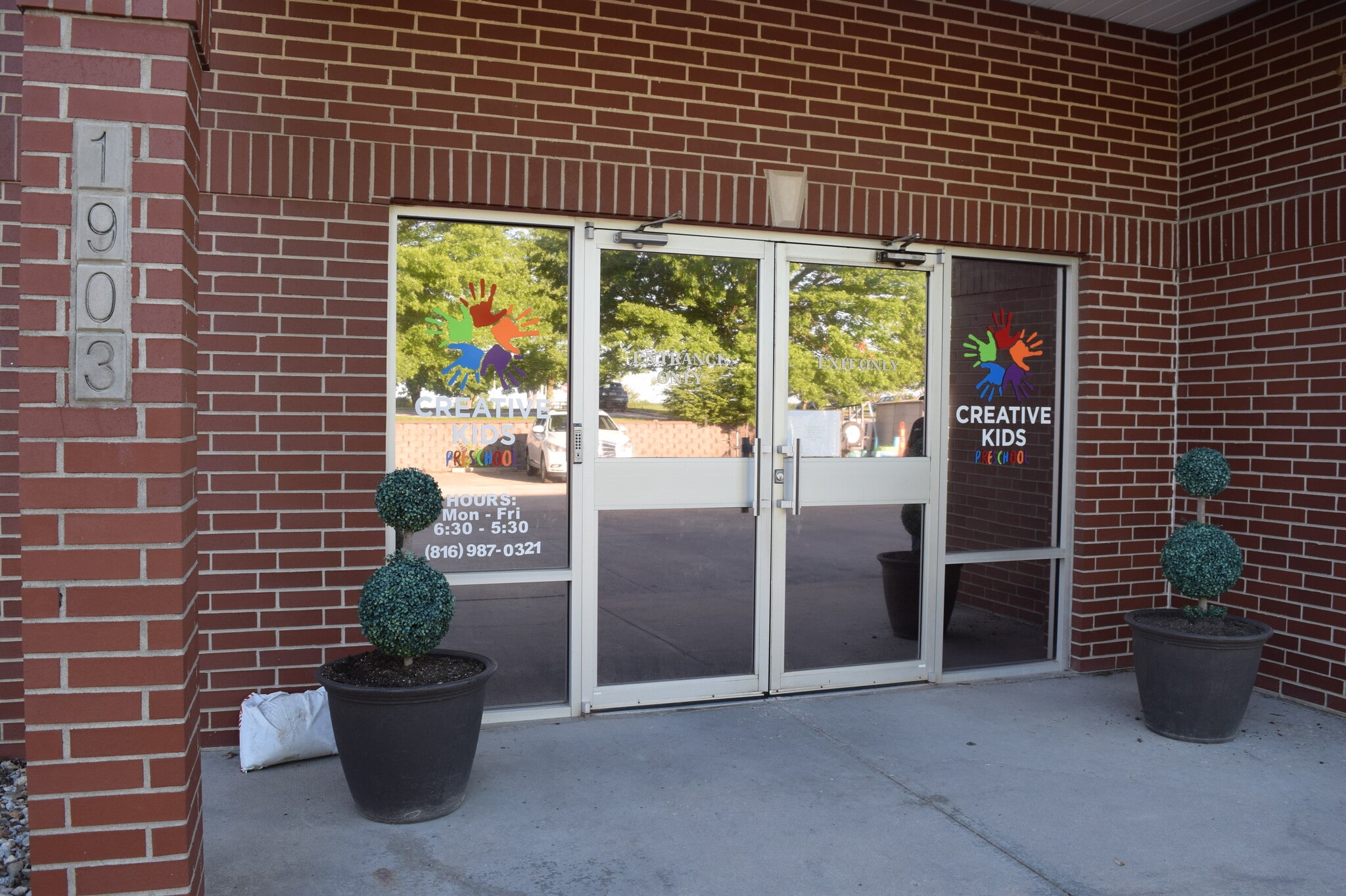 1903 Van Hoy Dr, Pleasant Hill, MO for sale Primary Photo- Image 1 of 10
