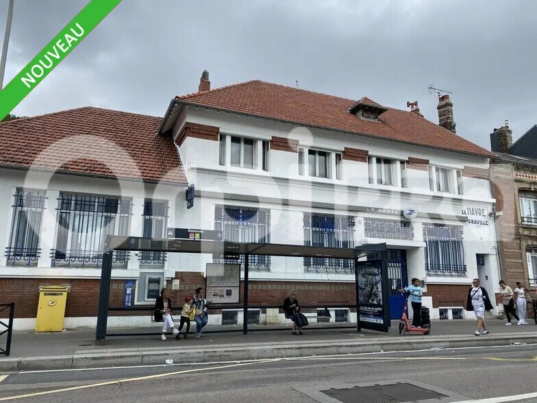 Office in Le Havre for lease - Building Photo - Image 1 of 8