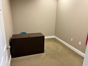 4175 S Pipkin Rd, Lakeland, FL for lease Interior Photo- Image 2 of 12