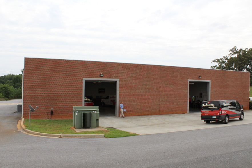 4452-4482 Liberty Hwy, Anderson, SC for lease - Building Photo - Image 3 of 6