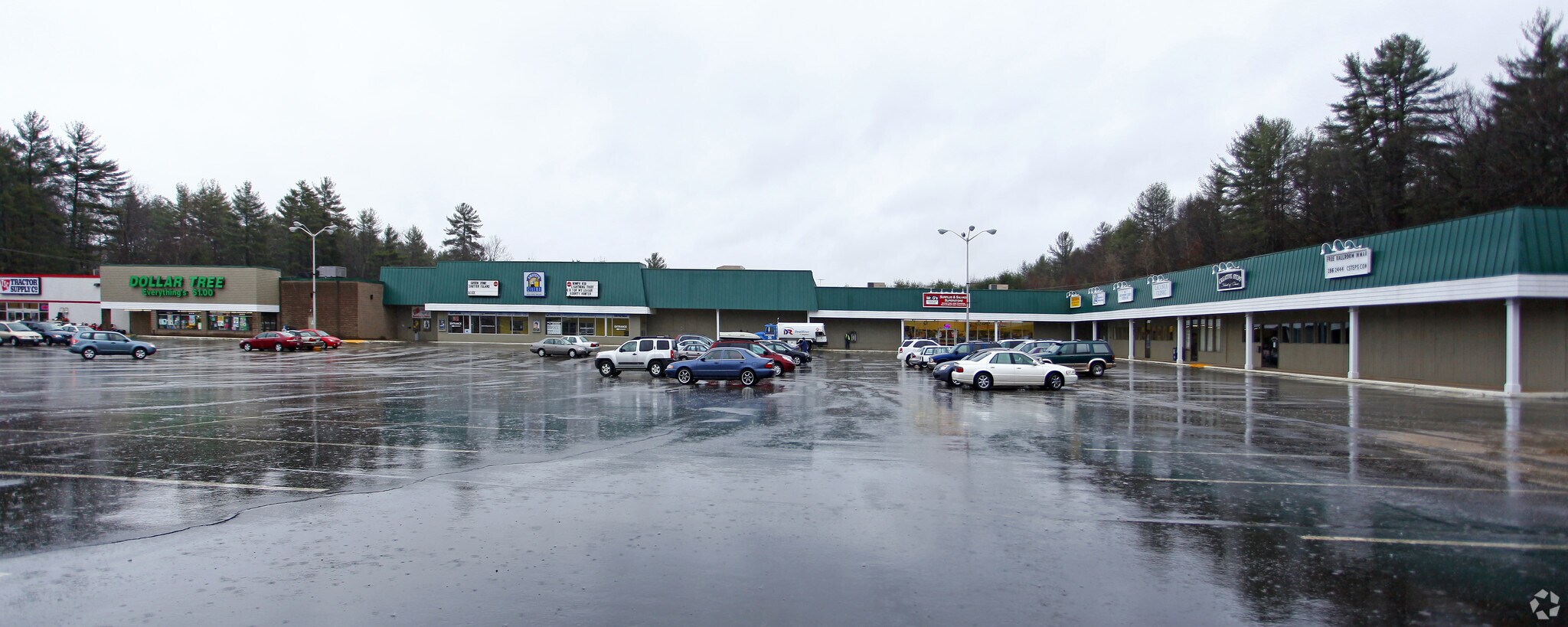 630 W Main St, Tilton, NH for sale Primary Photo- Image 1 of 1